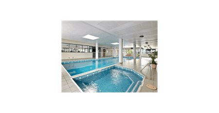 NEAR NEW HUGE 2 BEDROOM PLUS STUDY APARTMENT WITH HIGH CEILING AND VIEWS CLOSE TO UTS AND USYD - Photo 3