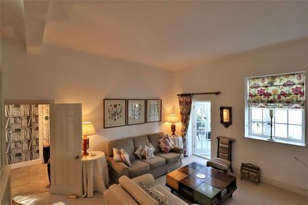 2 bedroom detached house to rent - Photo 3