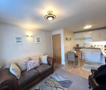 2 bedroom apartment to rent - Photo 2