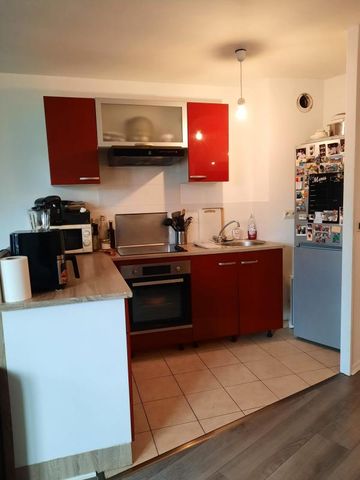 Location Appartement 3 pièces Meublé 50m² CORBEIL ESSONNES 91100 - Photo 3