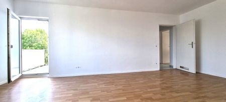 3 Zimmer Wohnung in Super Zentrale Lage mit Balkon, Küche und alle Küchengeräte ! - Photo 2