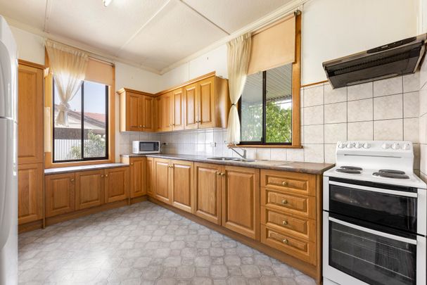 268 Hampstead Road, Clearview SA 5085 - House For Rent - $560 | Domain - Photo 1