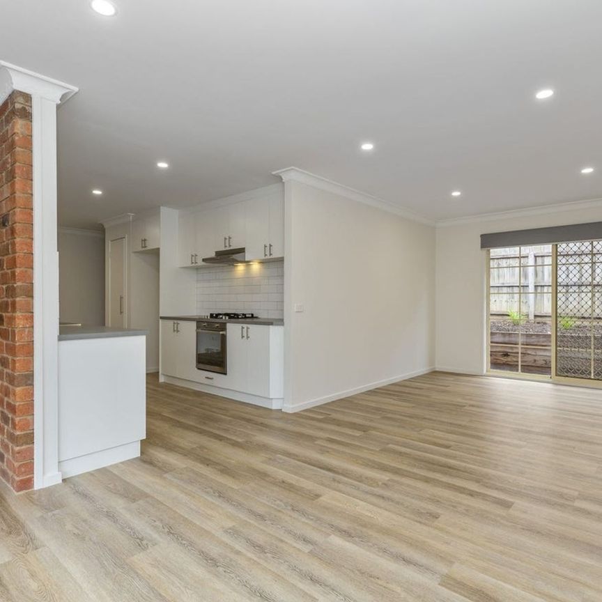 Beautifully Renovated Unit - Photo 1