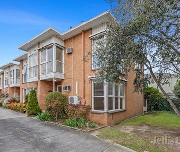 1/22 Brenbeal Street, Balwyn - Photo 3