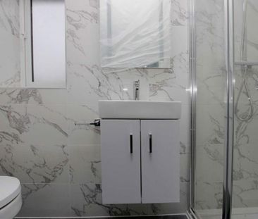 Studio to rent - Photo 6
