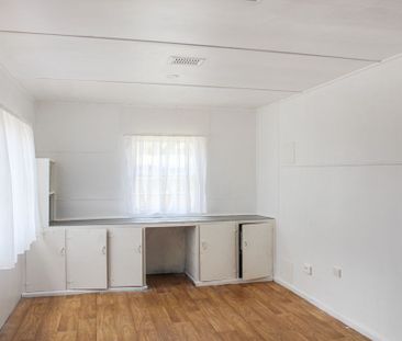 BEAUTIFUL COTTAGE IN GREAT LOCATION - Photo 2