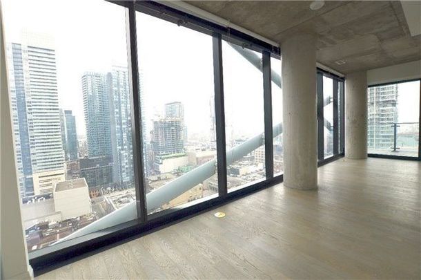 For Lease - 224 King Street Unit# 2001, Toronto, Ontario - Photo 1