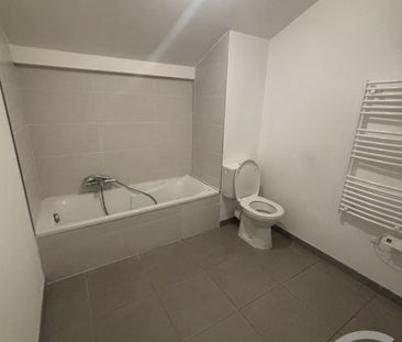 Location Appartement 3 pièces 63m² NICE 06100 - Photo 6
