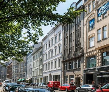 3 Zimmer / SPEKTAKULÄRER Altbau mitten in Mitte - Photo 1