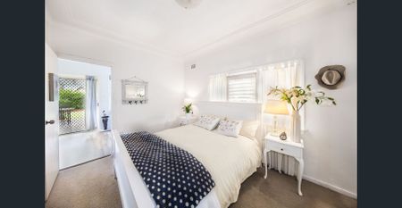 Single Level Family Home - Photo 2