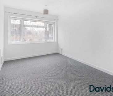 2 bedroom end of terrace house to rent - Photo 4