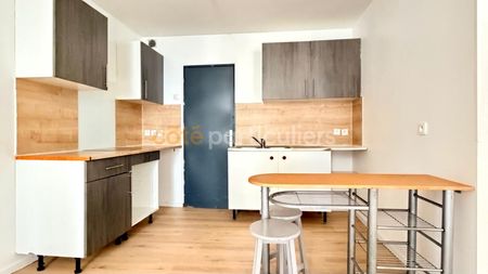 Location Appartement 4 pièces 92m² - Photo 2