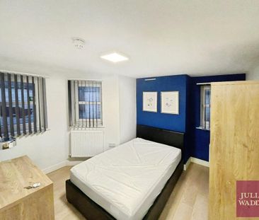 1 bedroom in a house share to rent - Photo 3