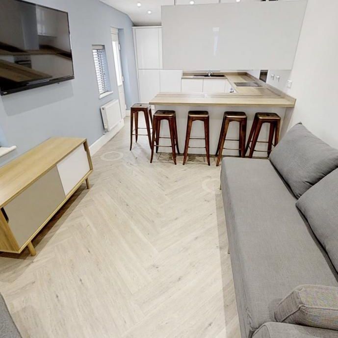 5 bedroom house to rent - Photo 1