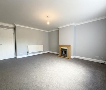 Willaston Green Mews, Willaston, Neston - Photo 2