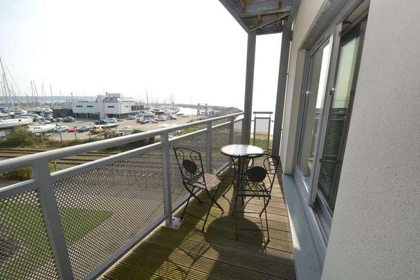 Hamworthy, BH15 - Photo 1