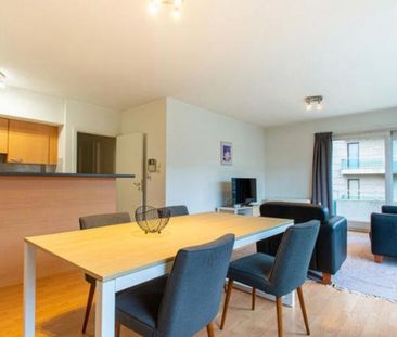 Dans un quartier calme et verdoyant, proche de Stockel, appartement... - Photo 1