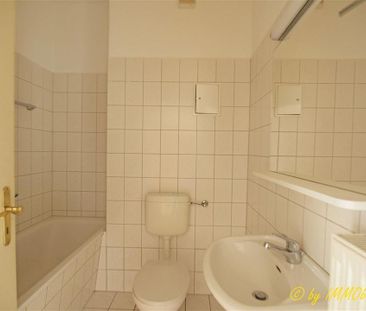 Wohnen mit Wintergarten und Einbauküche! - Photo 2