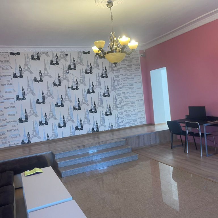 Casa de inchiriat - 200 mp - 6 dormitoare - Str. Tecuci - Fotografie 1