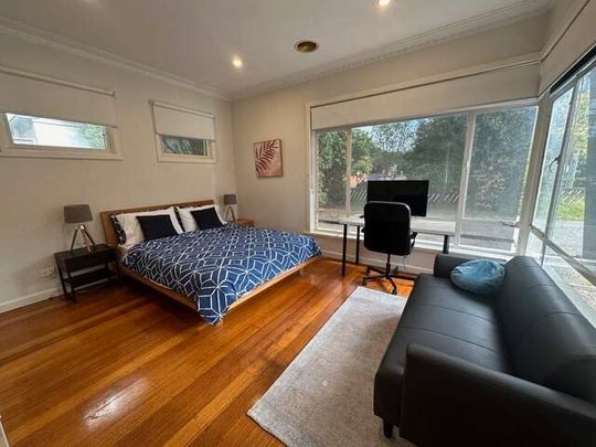 Room 2/60 Virginia Street, Mount Waverley - Photo 1