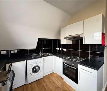 Salisbury Apartments, Festing Road, Southsea, PO4 - Photo 2