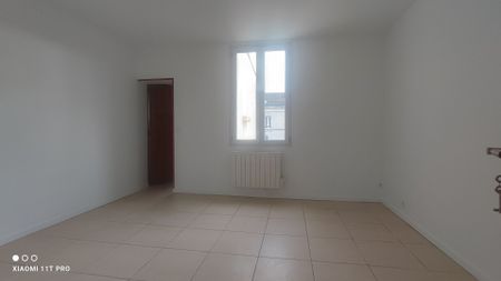 Centre de Montataire T2 , 41.42 m² 1er étage à louer, - Photo 2