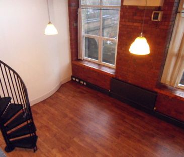 Sprinkwell, 1 Bradford Road, Dewsbury, West Yorkshire, WF13 - Photo 3