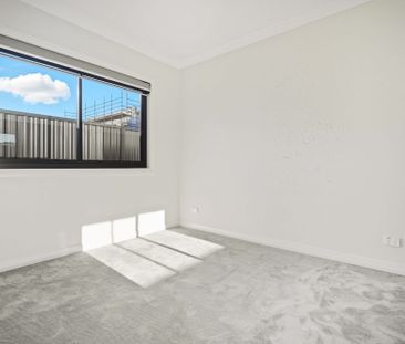 BRAND NEW - Private Granny Flat With Driveway Access - Photo 4
