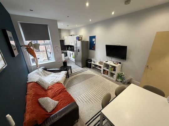 168 Edmund Road, Highfield - Photo 1