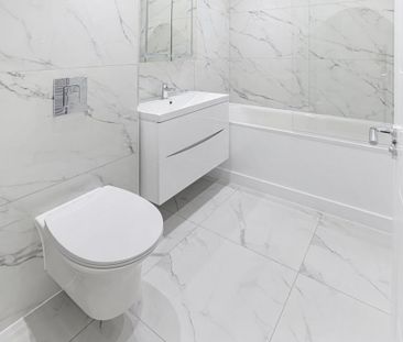 2 bedroom semi-detached house to rent - Photo 5