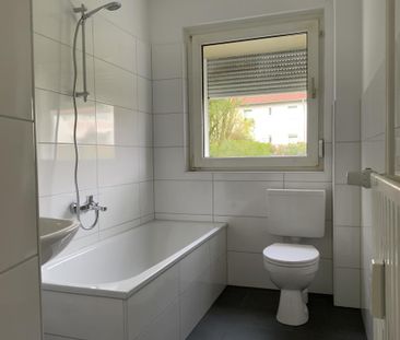 1.5-Zimmer-Wohnung mit Balkon in Gelsenkirchen-Hassel mieten - Photo 3