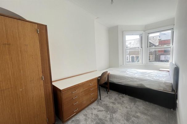 5 bedroom apartment to rent - Photo 1