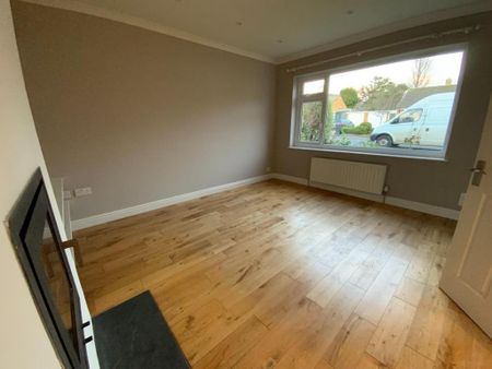 5 bedroom detached house to rent - Photo 3