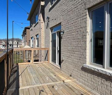 Detached Home For Lease | N8127740 - Photo 5