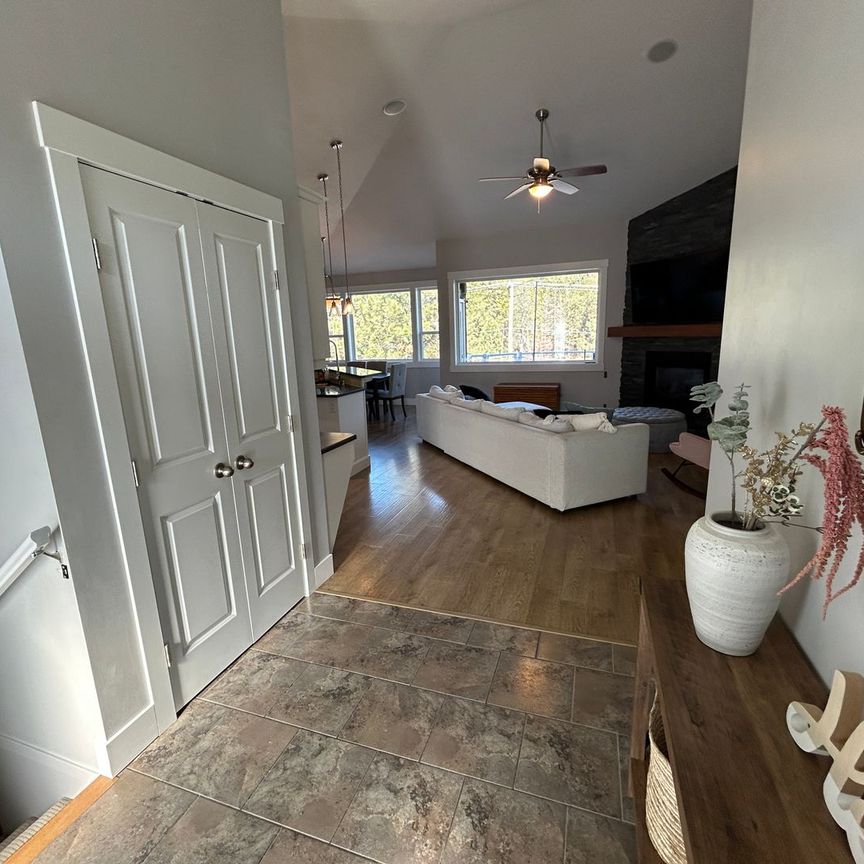 Furnished 4 bed/2 bath home in Rose Valley w/ Optional In-Law Suite - Photo 1