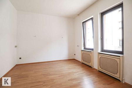 Geräumige 2,5-Zimmer-Wohnung mit Altbau-Charme - Photo 4