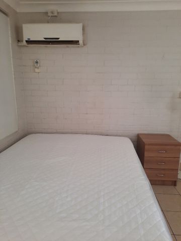 ONE BEDROOM APARTMENT - Photo 4