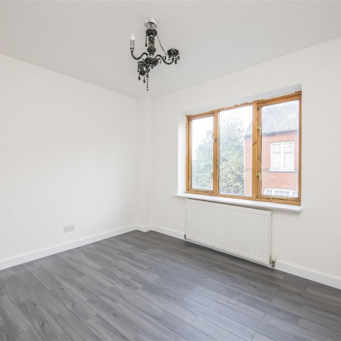 2 bed Apartment To Let - Photo 1