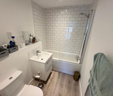 ErasmusDrive, DERBY - Photo 2