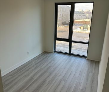 For Lease - 51 Clarington Blvd Boulevard Unit# Unit# 220, Claringto... - Photo 2