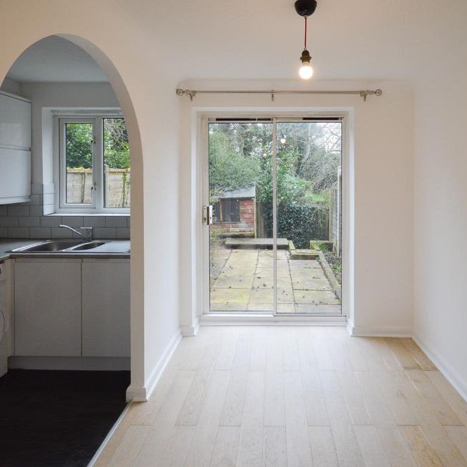 2 bedroom terraced house to rent - Photo 1