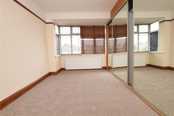 Boundary Road, Romford, Essex, RM1 - Photo 1