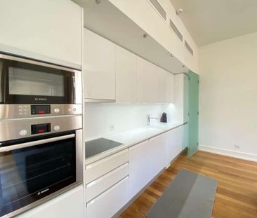 1 room luxury Apartment for rent in Lisbon - Photo 6