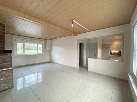 WONING MET 3 SLPKS EN TUIN - Photo 2