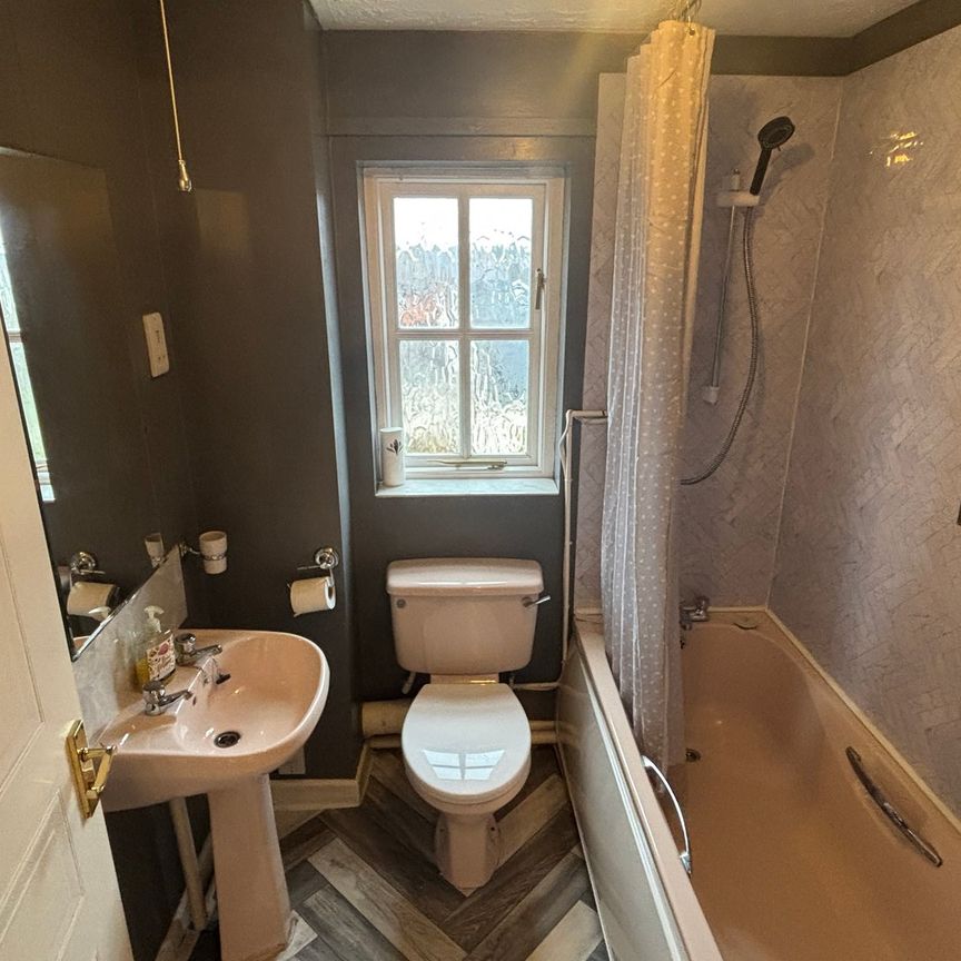 Lee Park, West Buckland - Photo 1