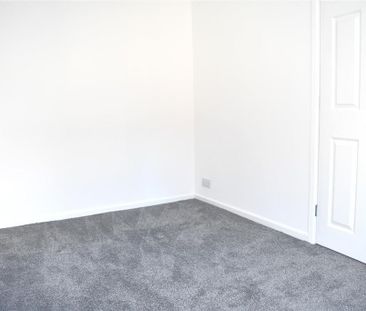 2 bedroom cottage to rent - Photo 2