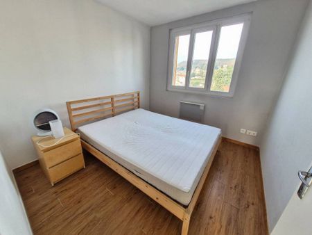 Location Appartement 3 pièces 50m² BOURGOIN JALLIEU 38300 - Photo 3