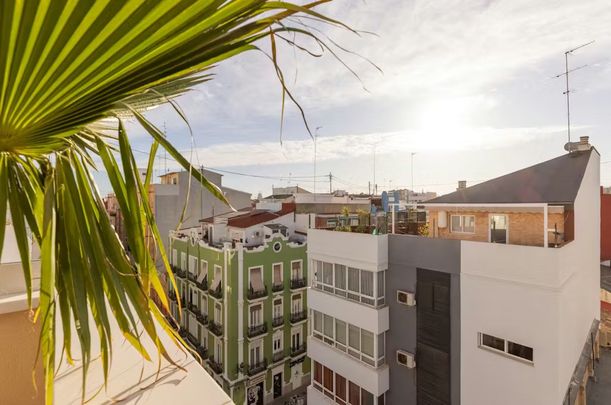 Carrer de Buenos Aires, Valencia, Valencian Community 46004 - Photo 1