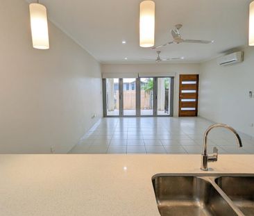 21 Heathcock Street, Durack NT 830 - Photo 2