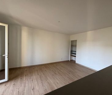 Location Appartement 3 pièces 52m² - Photo 4